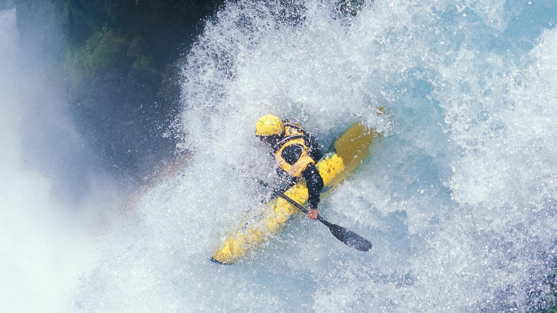 逆风飞扬：那些冲破困境的足球英雄，足球奋斗